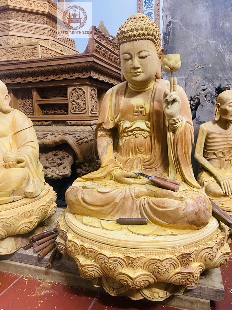 Tượng Phật Bổn Sư