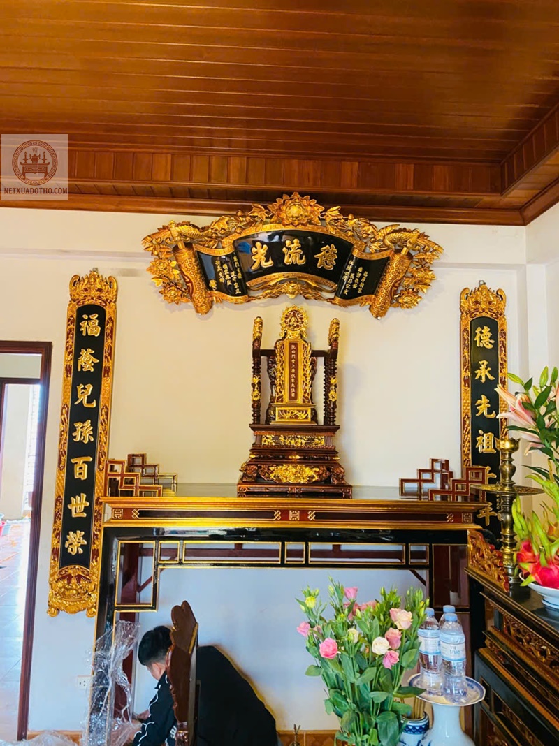 Ngai thờ gia ti&ecirc;n