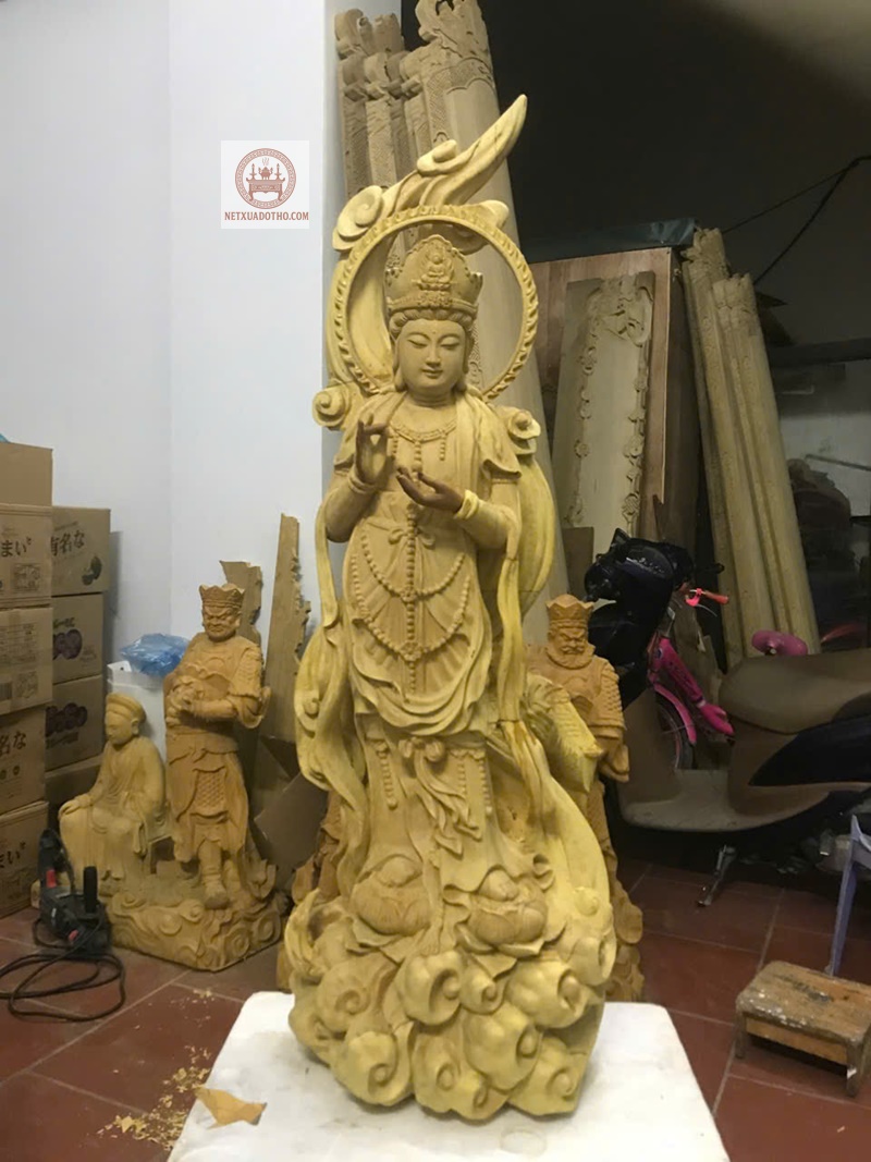 Tượng Đại Thế Ch&iacute; Bồ T&aacute;t