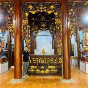 Sơn son thếp vàng truyền thống