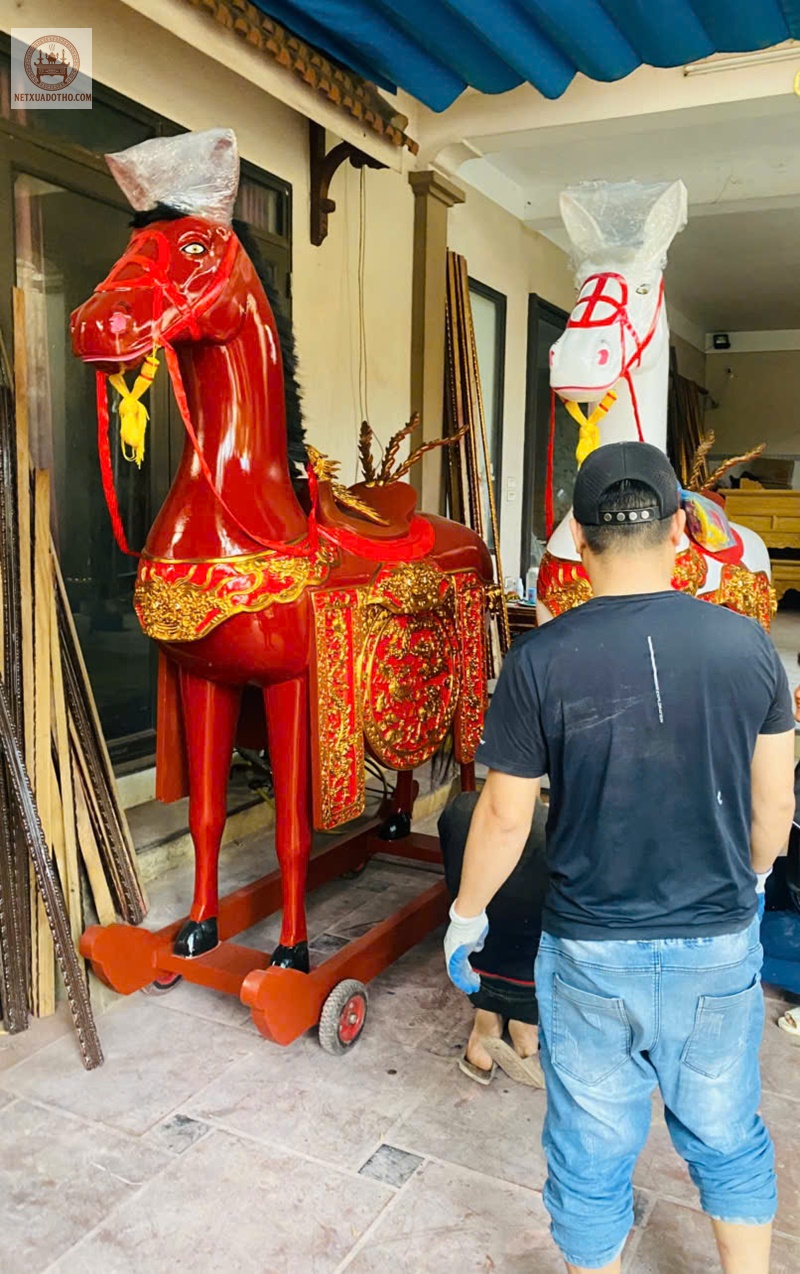 Làm tượng Ngựa thờ gỗ Làm tượng Ngựa thờ gỗ